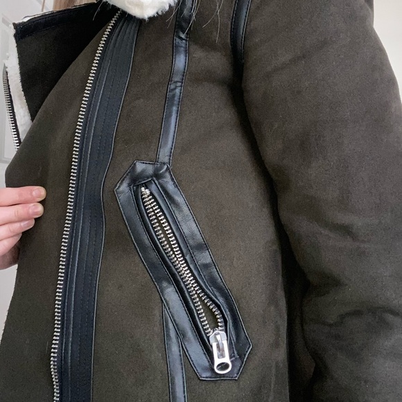 Sherpa Motocycle Jacket - Picture 2 of 7